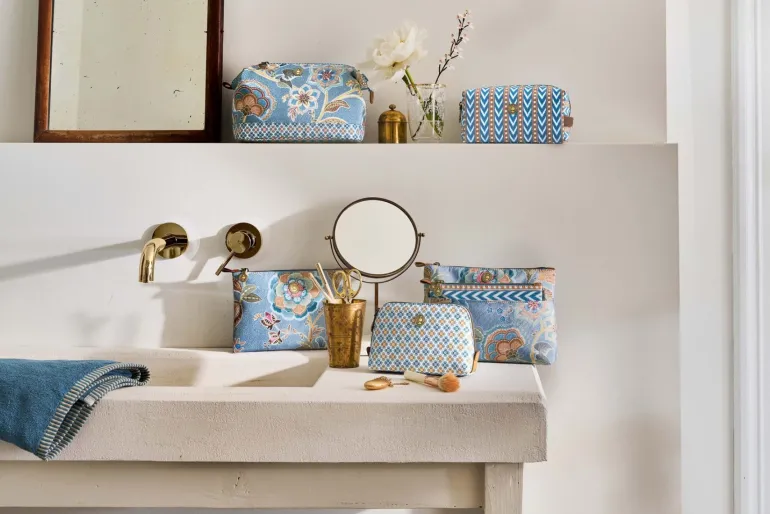 Charly Flaches Necessaire Mittel Matata Blau