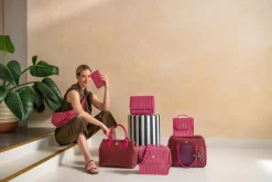 Frances Schultertasche Mittel Streifen Rosa