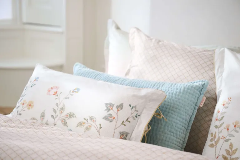 Rechteckige Zierkissen Campo de Flores Gebrochen Weiss