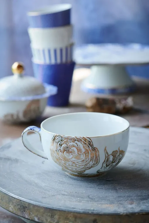 Royal White Tee Tasse & Untertasse