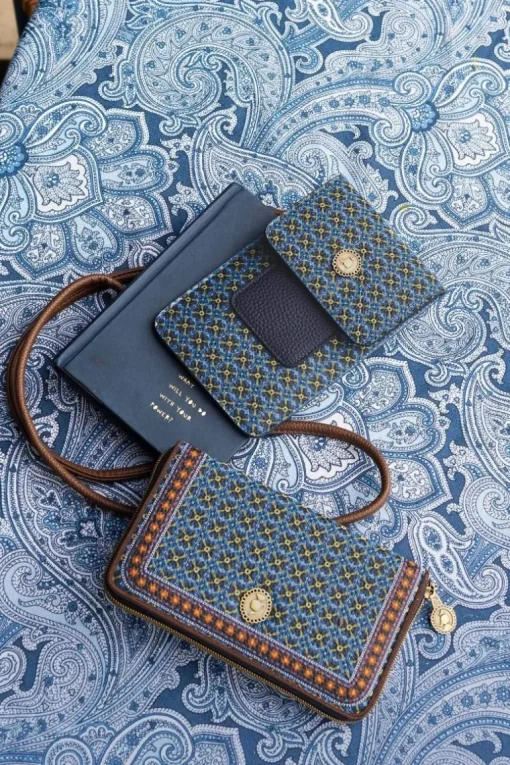 Telefontasche Klein Clover Blau